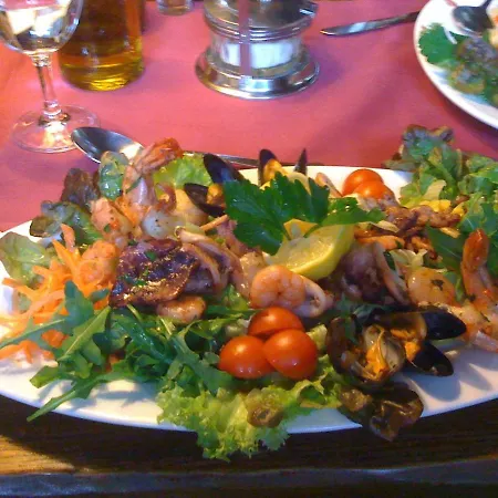 La Ristorante Pizzeria Garni *