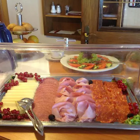 住宿加早餐酒店 La Ristorante Pizzeria Garni
