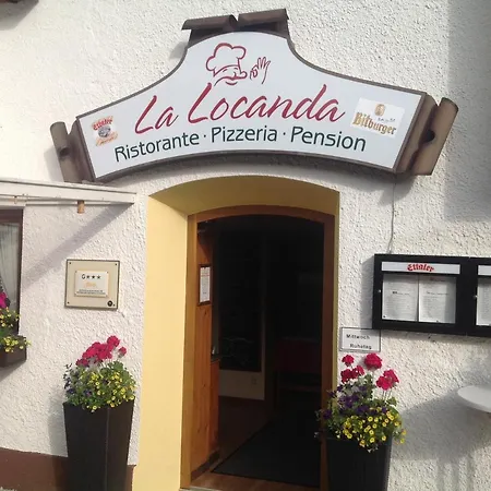 La Ristorante Pizzeria Garni 住宿加早餐酒店