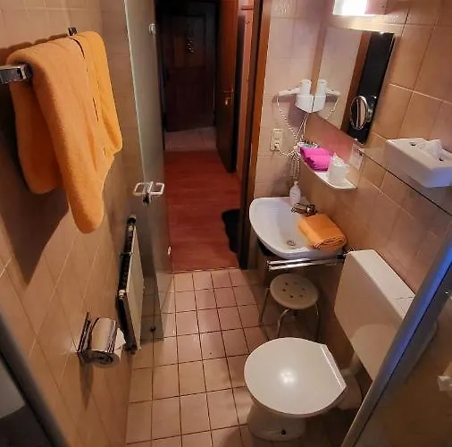 La Ristorante Pizzeria Garni Bed & Breakfast 3*