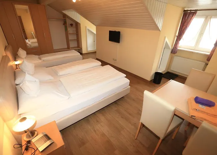 Bed & Breakfast La Ristorante Pizzeria Garni Ohlstadt