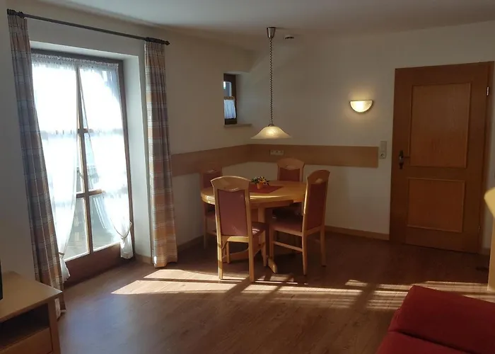 La Ristorante Pizzeria Garni اوهالستادت