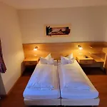 La Ristorante Pizzeria Garni 3*