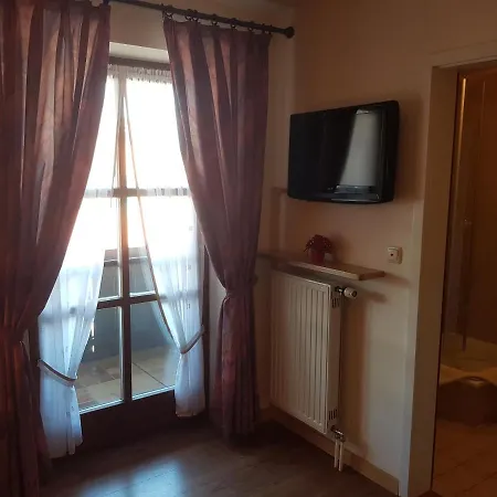 La Ristorante Pizzeria Garni Bed and Breakfast